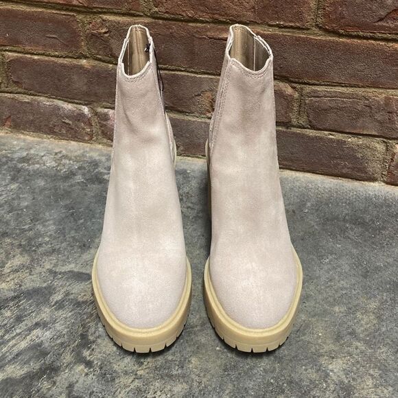 Dolce Vita Caster H2O Dune Booties Size 10 NIB - Picture 3 of 10